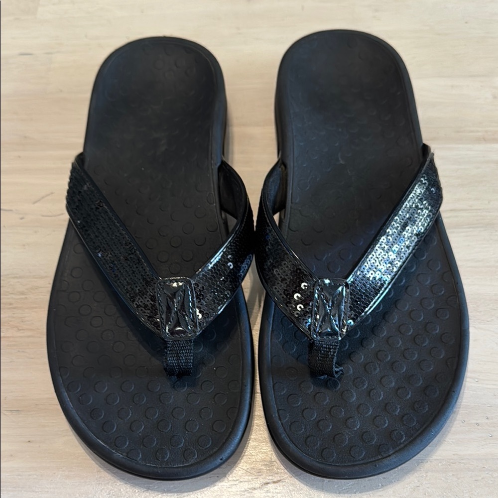 Vionic Black Sequin Sandals